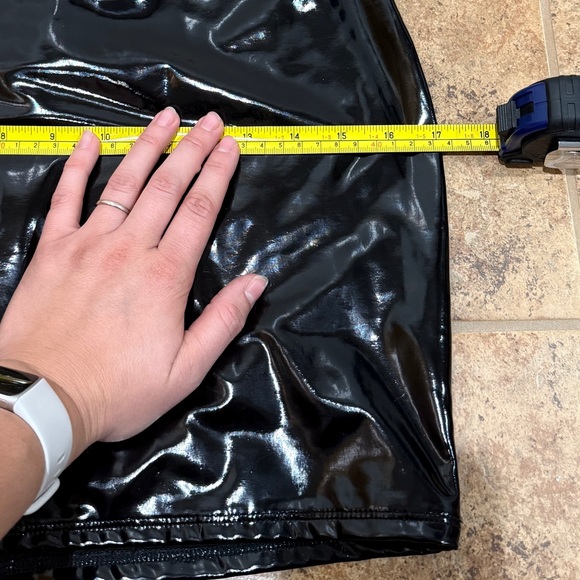 ‼️SOLD‼️NWT Naked Wardrobe Vinyl Mini Tube Dress Medium M Black Date Sexy - Picture 8 of 13